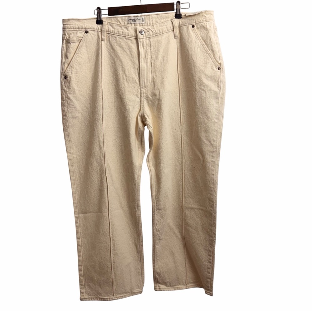 Abercrombie & Fitch The Baggy Mid Rise Size 18 NWT